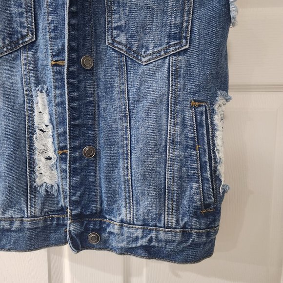 One-Of-A-Kind Custom Forever 21 Distressed Denim Vest Sz S - Picture 12 of 16